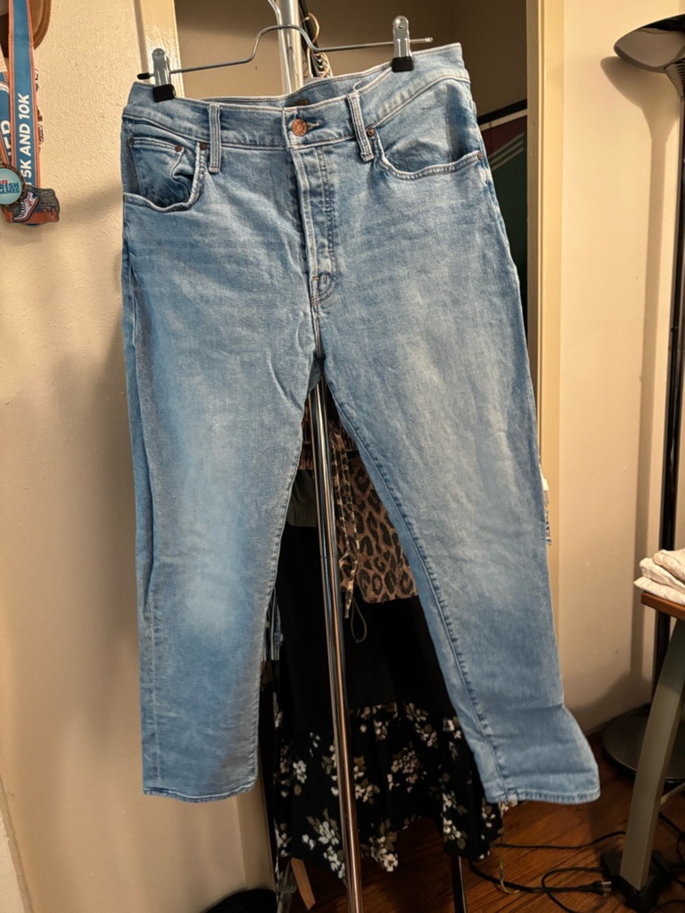 Mother The Scrapper Ankle Jeans